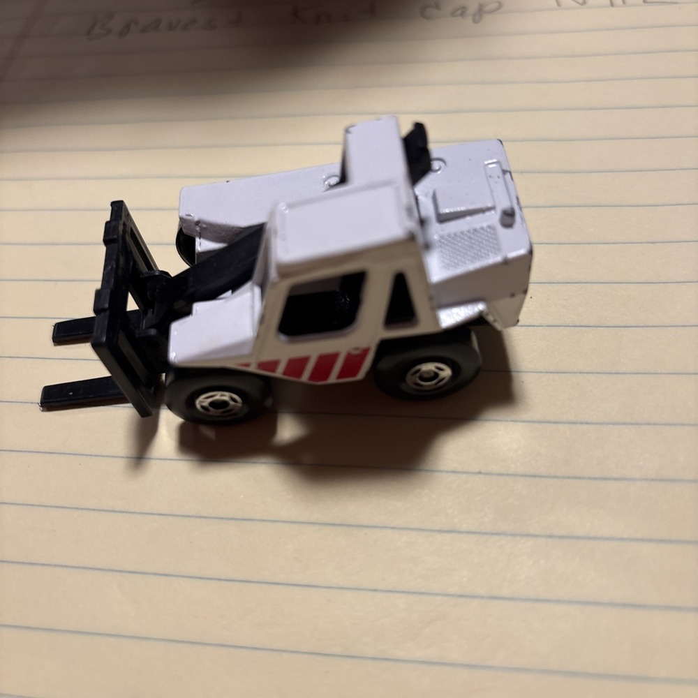 Matchbox Forklift Truck 1997 Scale 1:50 O Gauge Die-Cast Toy Vehicle